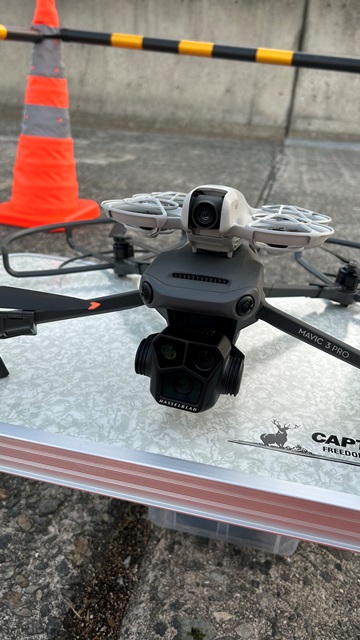 朝焼けに染まる海と、輝く船影――明石海峡の特別な朝｜FPVワークス／FPV WORKS／FPVWORKS／ドローン／空撮屋／大阪 京都 神戸 兵庫 奈良 和歌山 三重